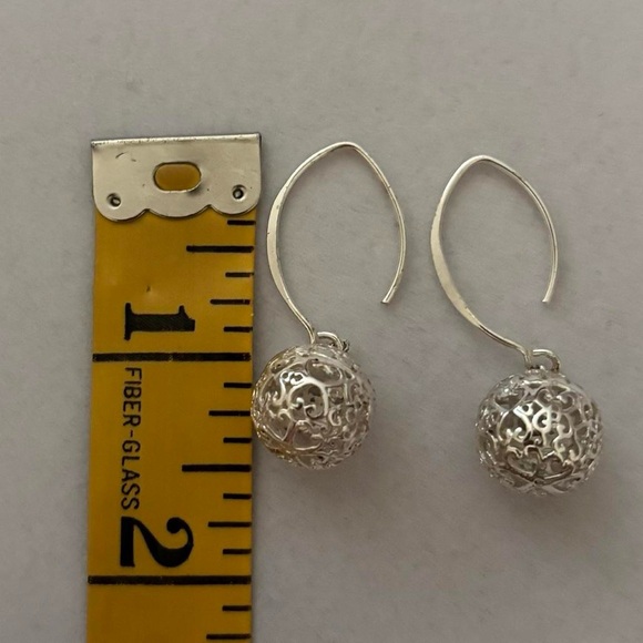 925 Sterling Silver Filigree Ball Sphere Dangly Elongated Hoop Earrings - Picture 6 of 6